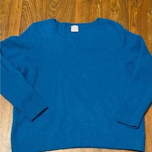 Nouveaux 100% Cashmere 3/4 Sleeve Sweater. Size Medium